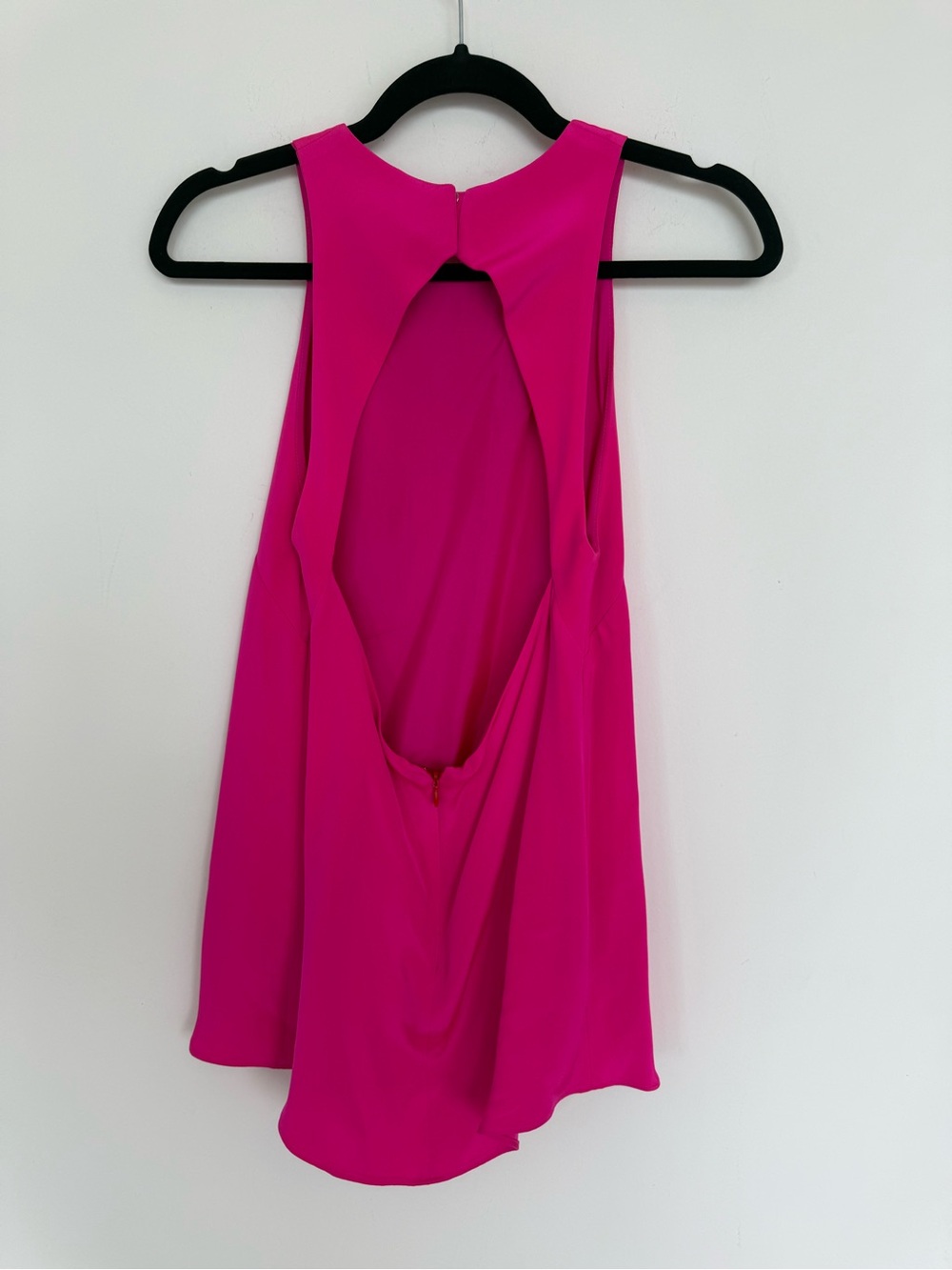 Women’s Silk Open-Back Tank Top in Bright Pink Size 4